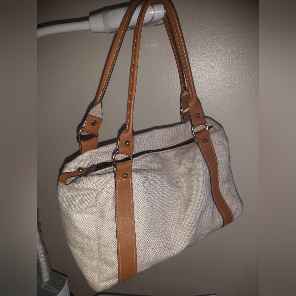 Ladies shoulder bag